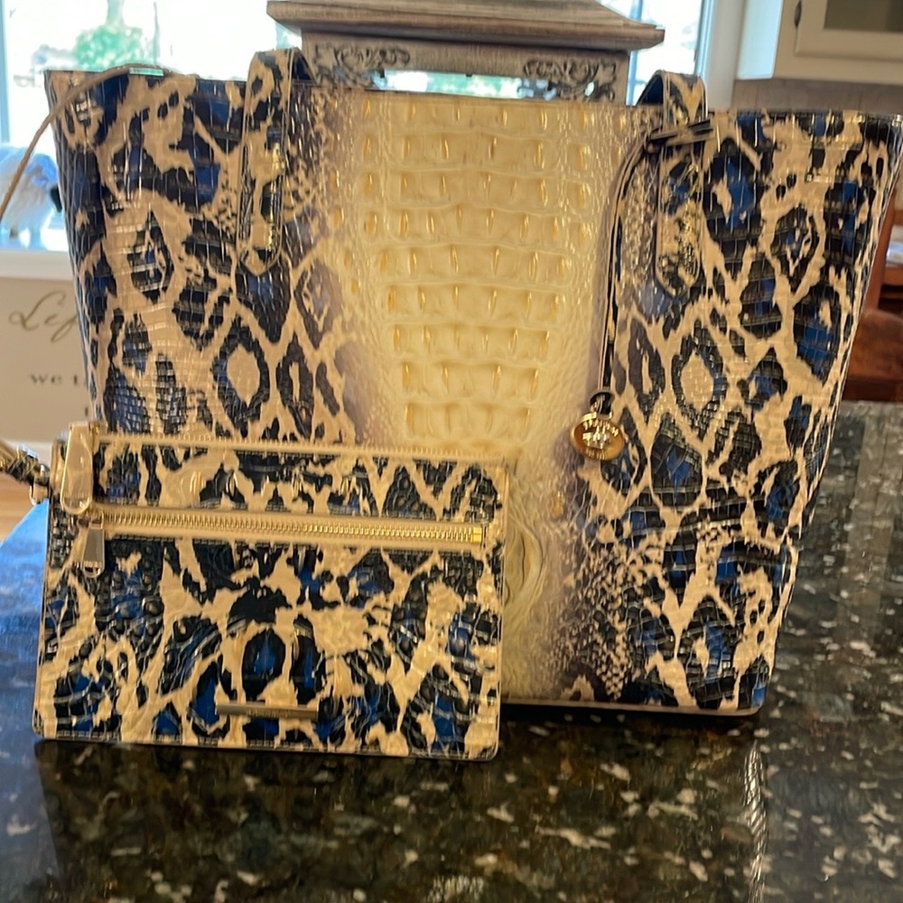 brahmin Brooke tote w/attached pouch